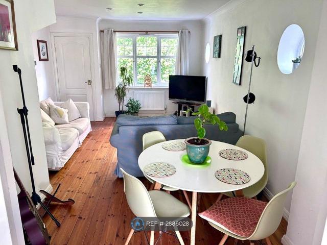 House for rent in Crew's Hole, Bristol
