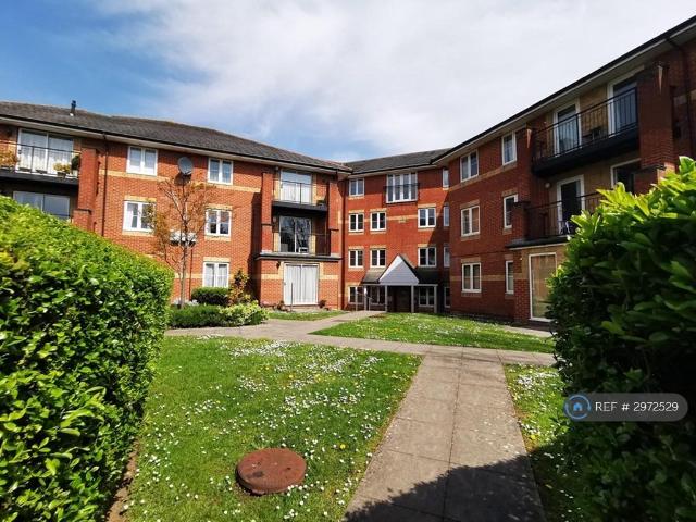 Apartment for rent in Banister's Park, City Of Southampton