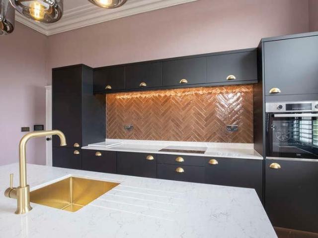 Apartment for rent in Teddington, Pamington