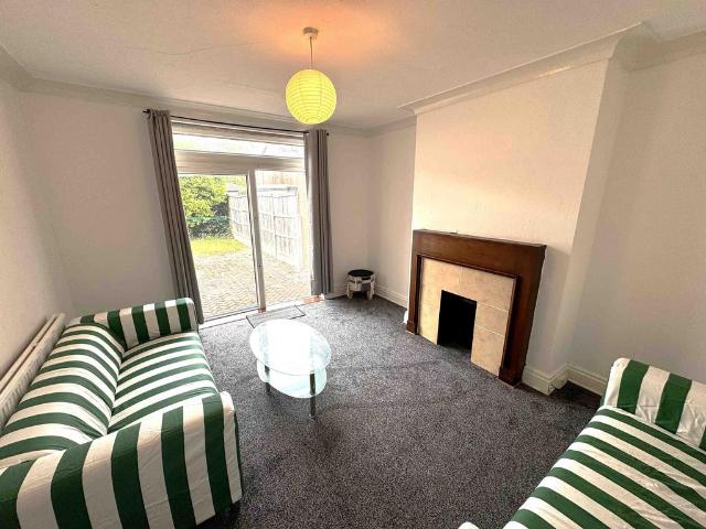 House for rent in Beckett Park, Headingley