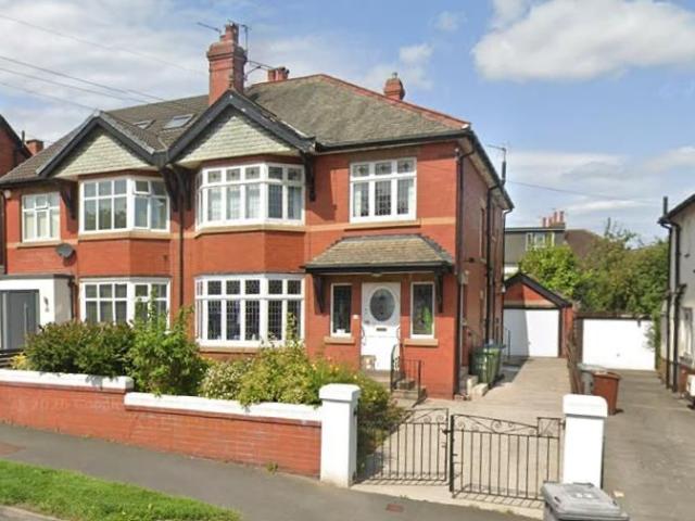 Apartment for rent in Beckett Park, Headingley