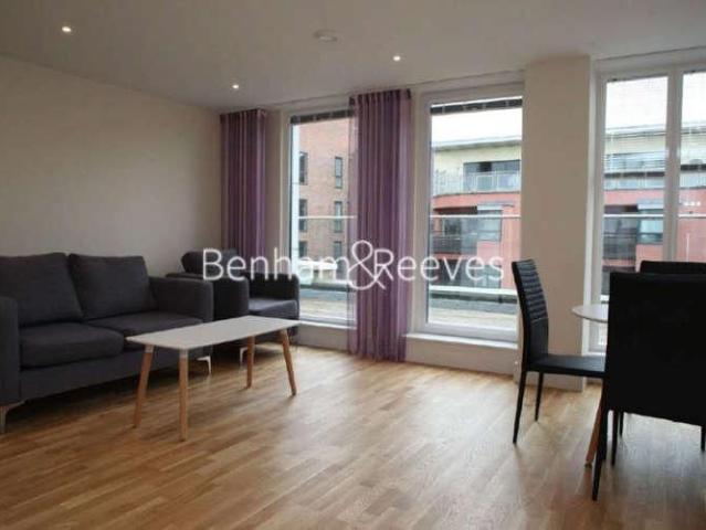 Apartment for rent in Limehouse, Greater London