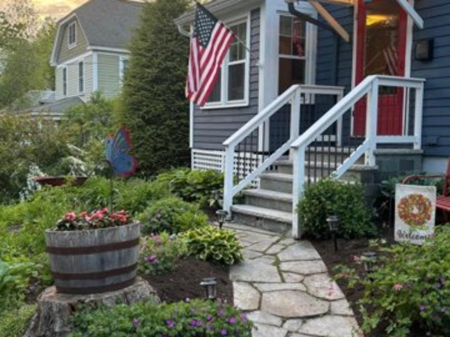 House for sale in Lenox House for sale in Lenox