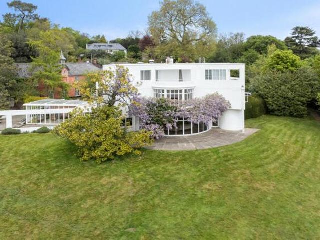 House for sale in Row Town, Surrey