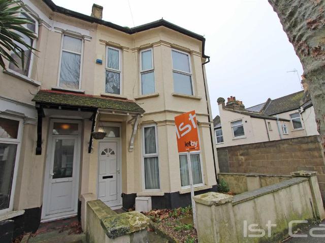 Room for rent in Southend City Centre Neighbourhood, Southend-on-Sea