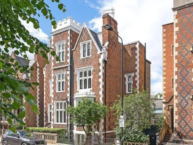 House for sale in City of London, Greater London