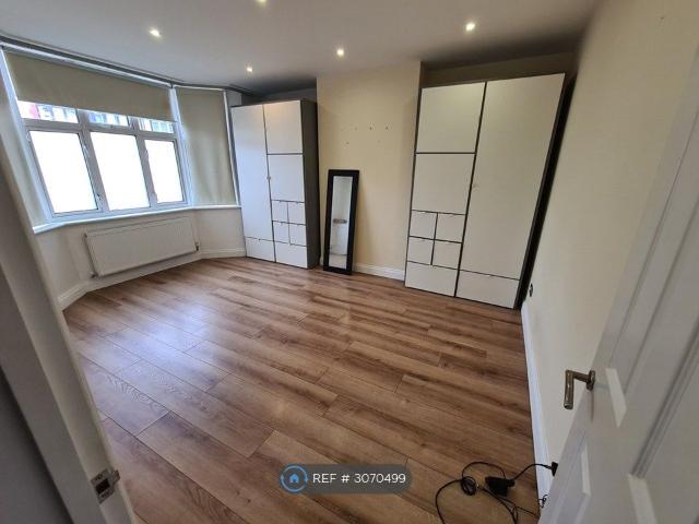 House for rent in London Borough of Hillingdon, Greater London