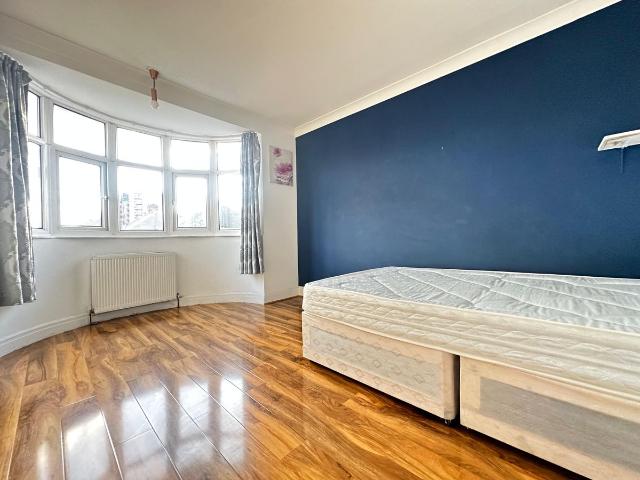 House for rent in Hayes, Greater London