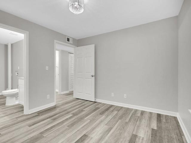 Apartment for rent in Louisville, Jefferson County