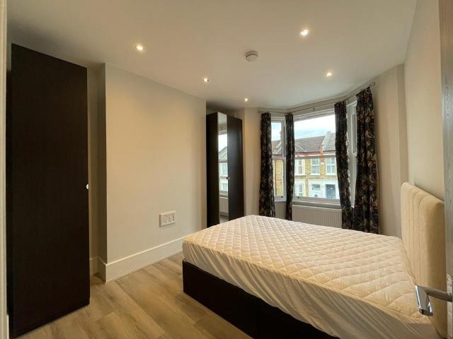 House for rent in London Borough of Lewisham, Brockley