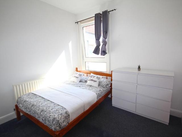 House for rent in Fratton, City Of Portsmouth
