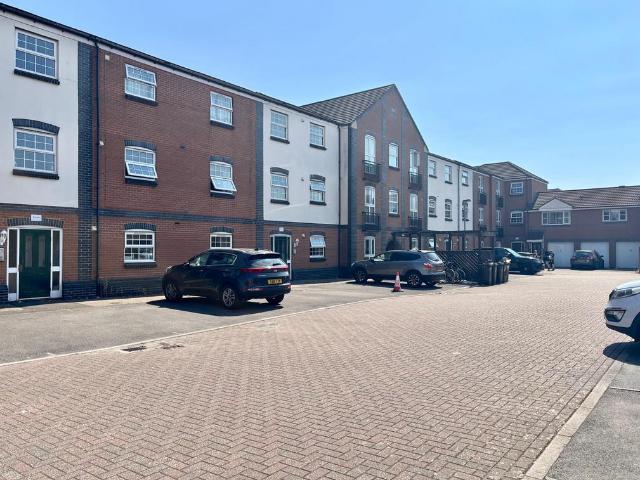 Apartment for rent in Churchward, Rodbourne