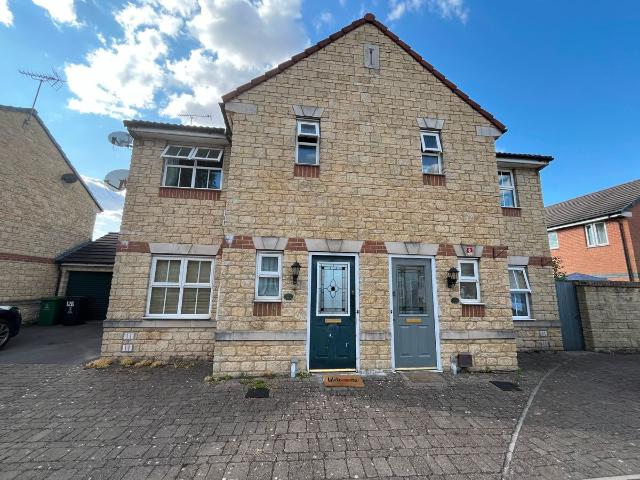 House for rent in Churchward, Rodbourne