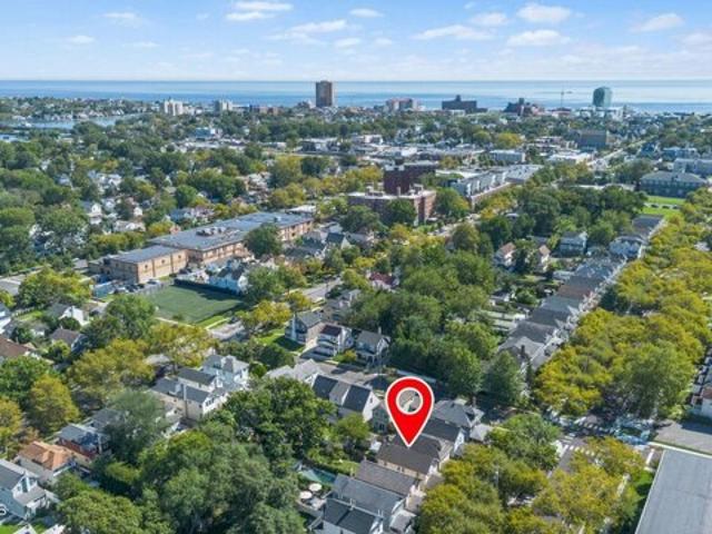 House for sale in Monmouth, New Jersey