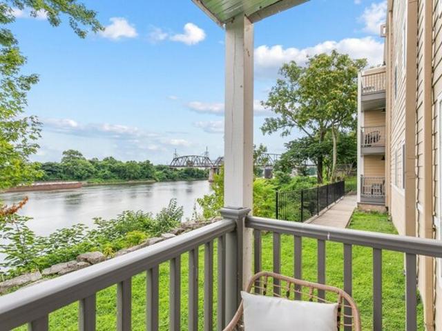 Condo for sale in Nashville