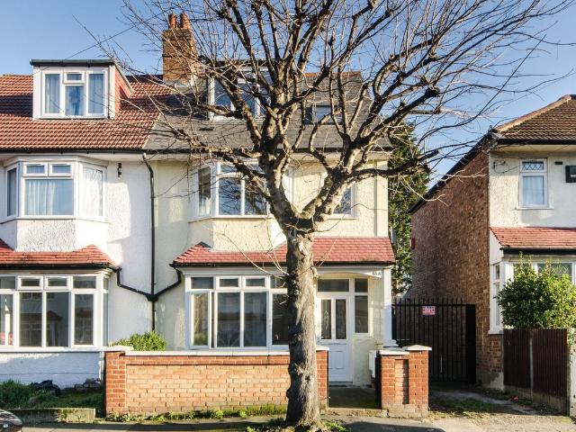 House for rent in London Borough of Merton, Mitcham