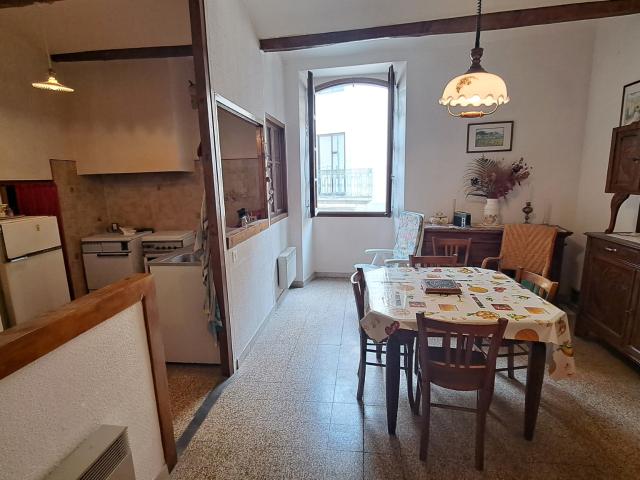 Appartement vente à Lodève, Saint-bauzille-de-putois