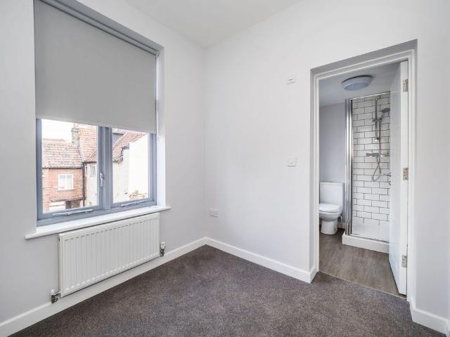 Apartment for rent in Heigham Grove, East Bank