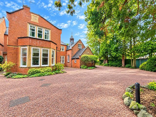 Apartment for rent in Kineton Green, Solihull