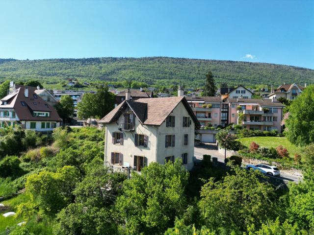 Mehrfamilienhaus kaufen in La Tène