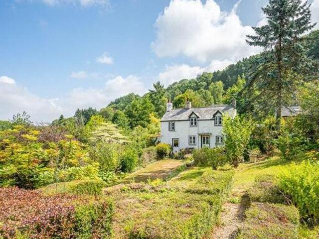 House for sale in Bromsberrow Heath, Gloucestershire