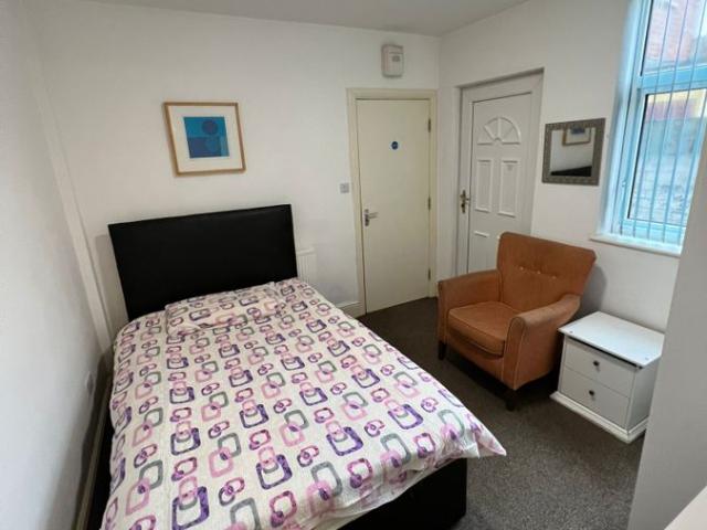 Room for rent in Hexthorpe, South Yorkshire