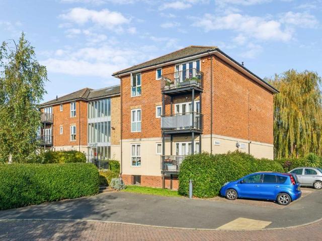 Apartment for rent in London Borough of Merton, Greater London