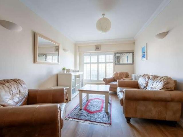 Apartment for rent in Wick, Bournemouth