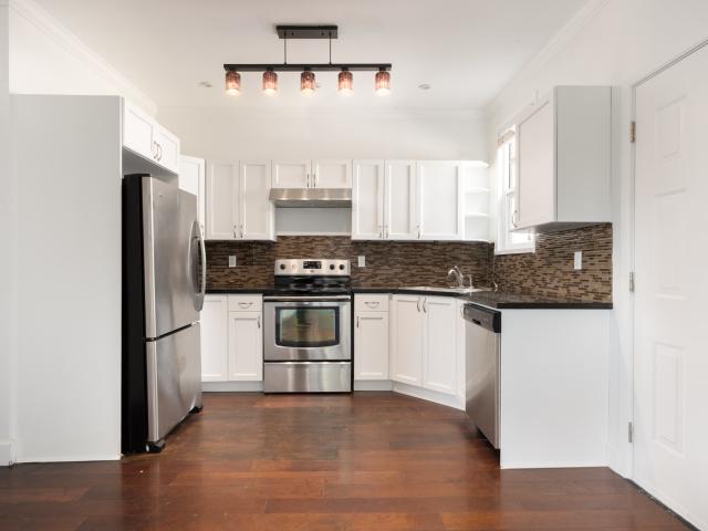 Apartment for rent in Vancouver, British Columbia