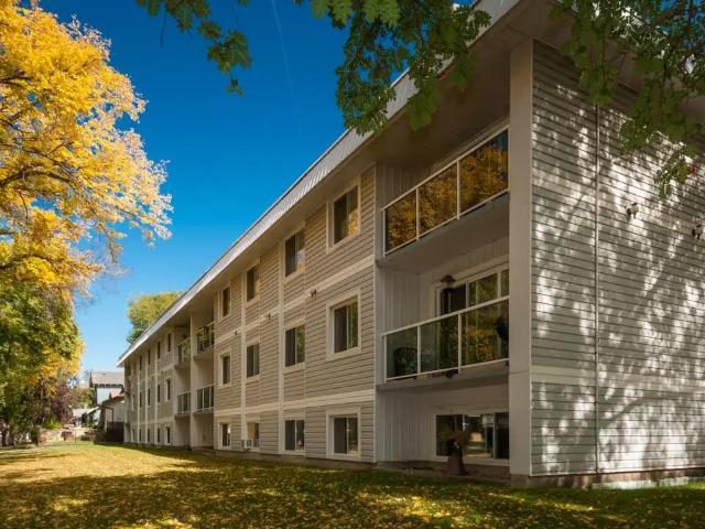 Apartment for rent in Wedgewood, Alberta