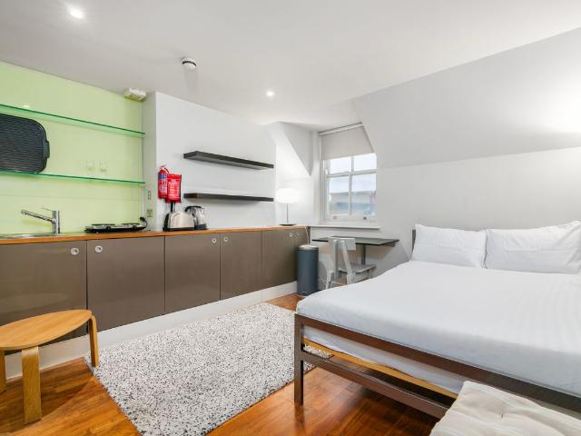 Studio for rent in North Kensington, Greater London