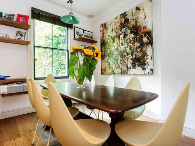 Apartment for rent in North Kensington, Greater London