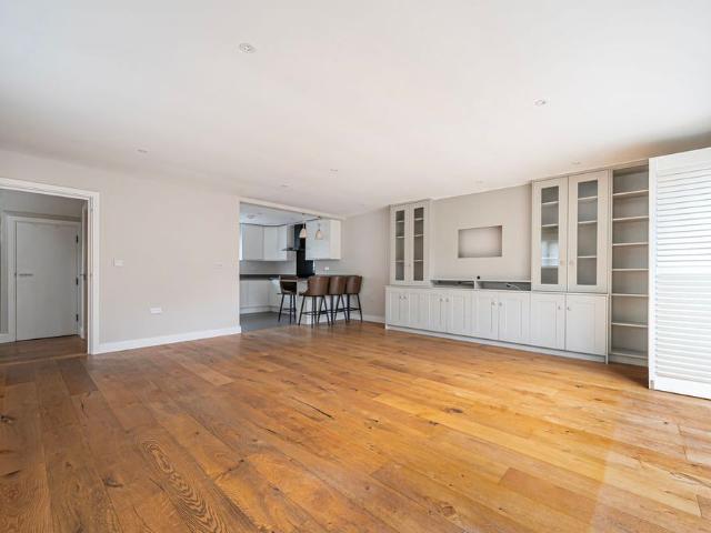 House for rent in Fole, Surrey