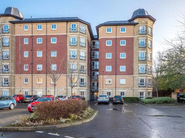 Apartment for rent in Hillside, City of Edinburgh