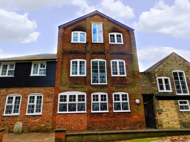 Apartment for rent in Key Street, Suffolk