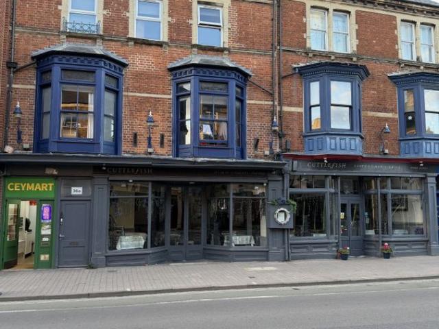 Apartment for rent in St Clement's, The Slade