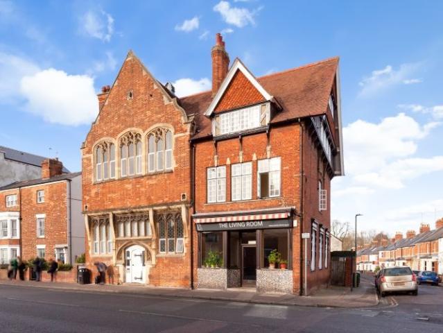 Room for rent in St Clement's, The Slade