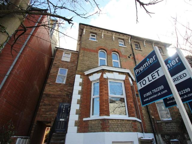 Apartment for rent in St Clement's, The Slade