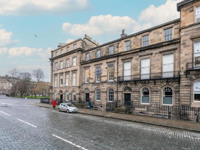 Apartment for rent in Moray Feu, New Town