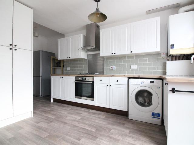 House for rent in London Borough of Ealing, Isle Of Man