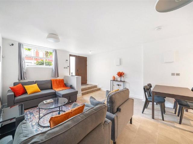 House for rent in Furzedown, Greater London