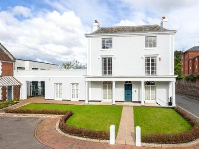House for sale in St Thomas, Exeter