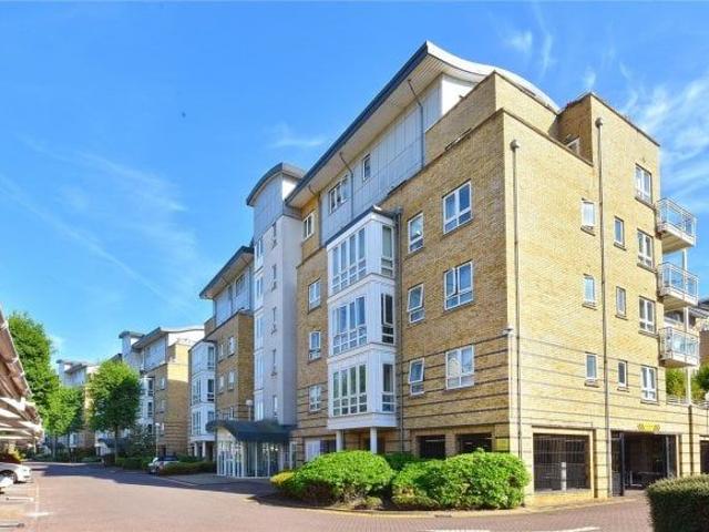 Apartment for rent in Isle Of Dogs, Isle Of Man