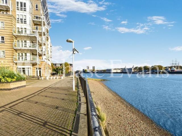 Apartment for rent in Millwall, Greater London