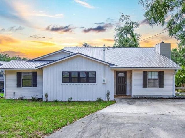 House for sale in Live Oak