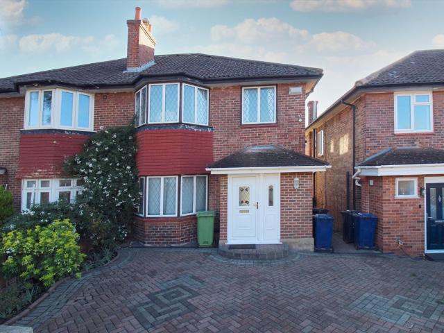 House for rent in London Borough of Ealing, Greater London