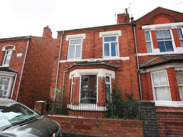 Apartment for rent in Red Hill, Worcestershire