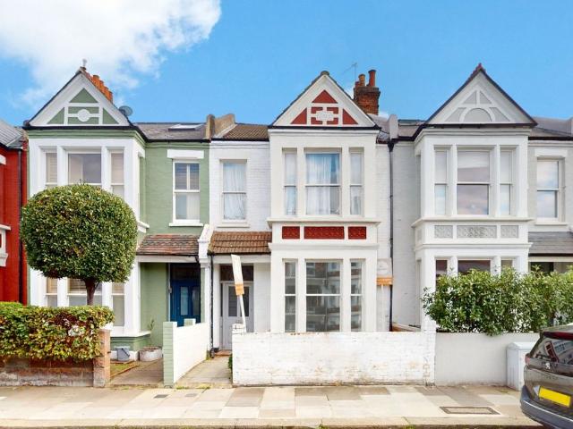 Apartment for rent in London Borough of Hammersmith and Fulham, Greater London