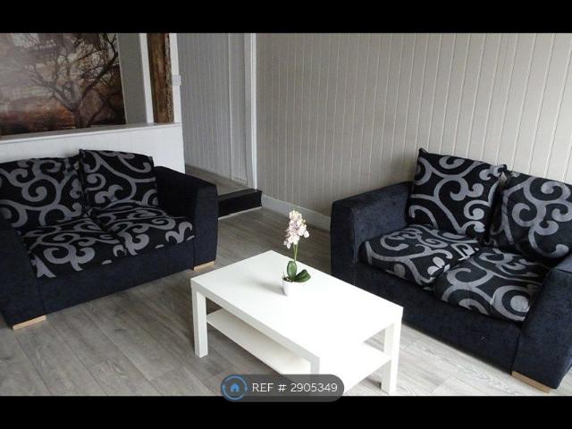House for rent in St. Mildred's, The Bridge