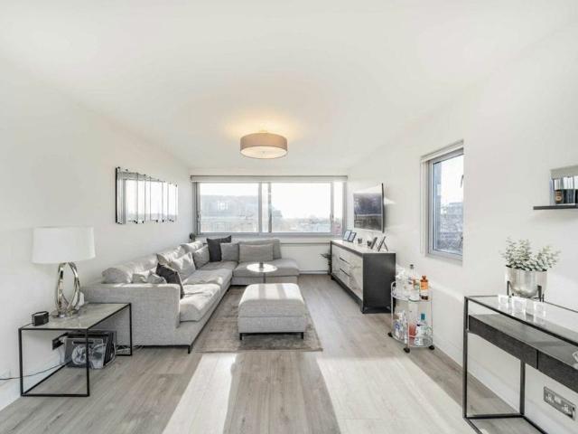 Apartment for rent in Chalk Farm, Cat Hill